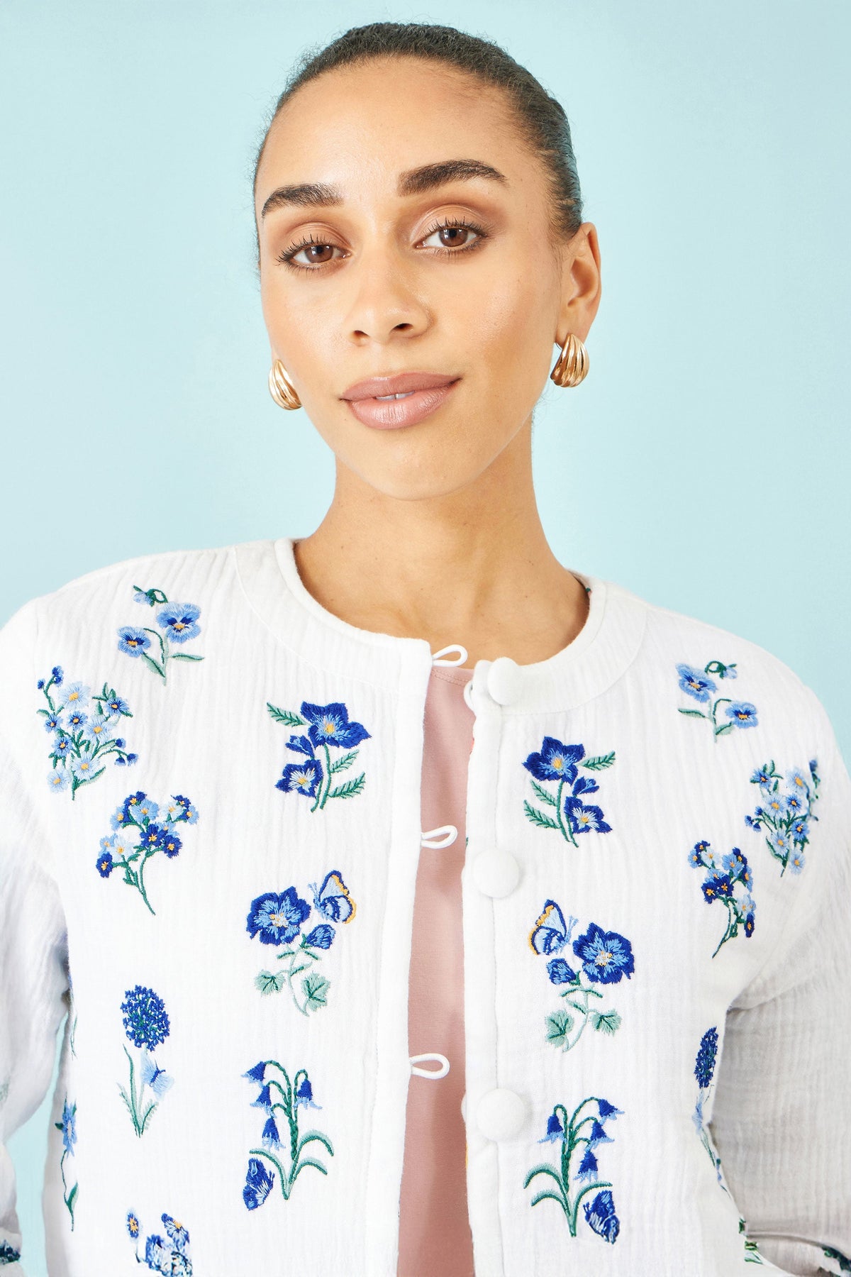 Yumi White Floral Embroidery Reversible Cotton Jacket