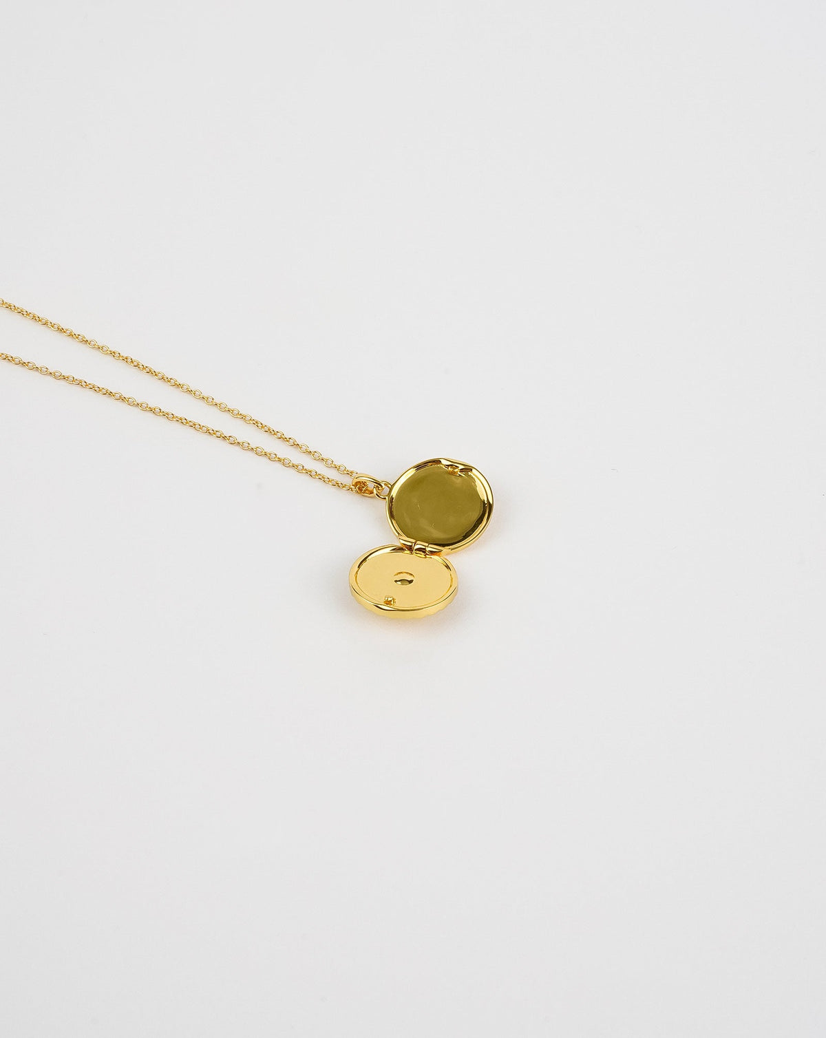Sun Shell Pearl Locket Necklace